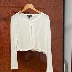 Cropped/shrug/cardigan